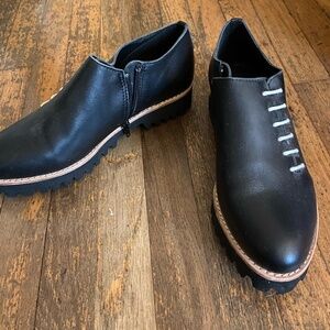 All Black Black Leather Lug Sole Ankle Shoes Side Zip Size 38.5